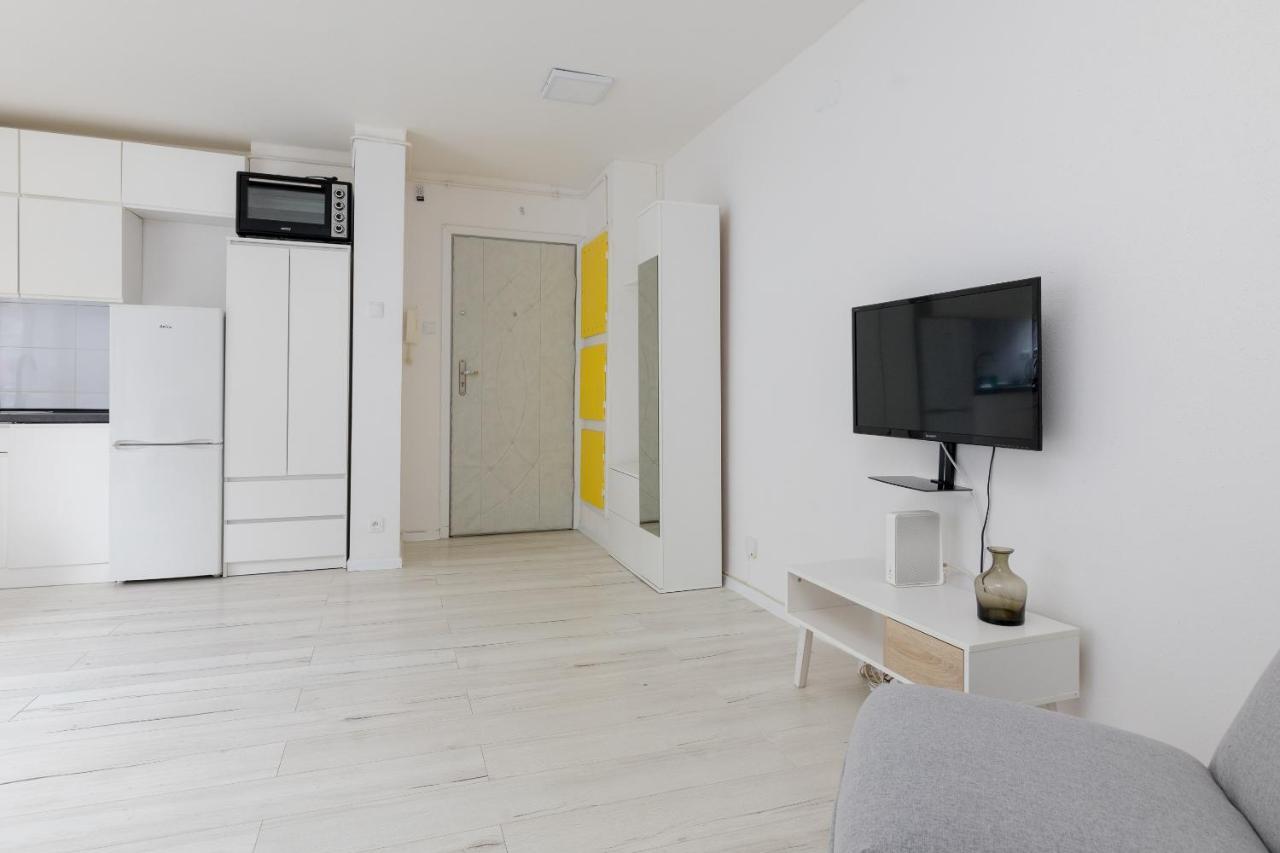Rondo Onz Sunny Apartment Warschau Exterior foto